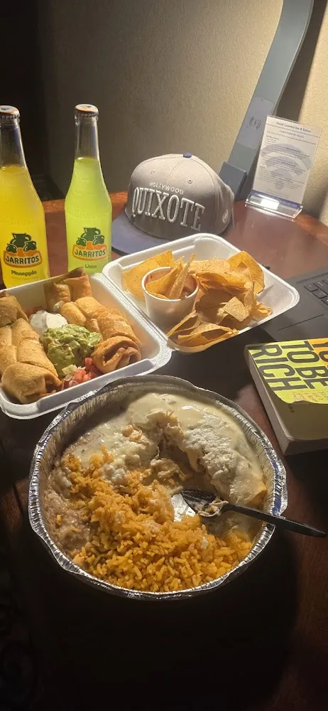 Jarritos Lime and Pineapple Soda